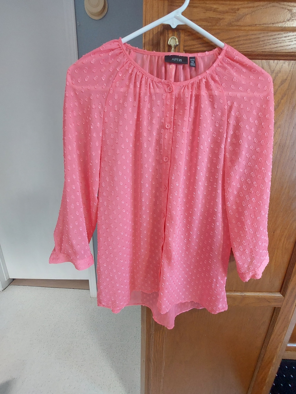 Apt. 9 Coral Pink Textured Button-Front Blouse